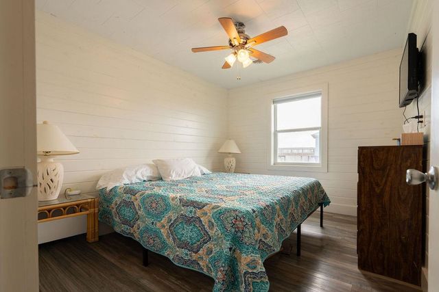 2938 Hwy 1, Grand Isle, LA 70358