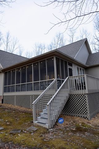 1629 Clifftops Ave, Monteagle, TN 37356