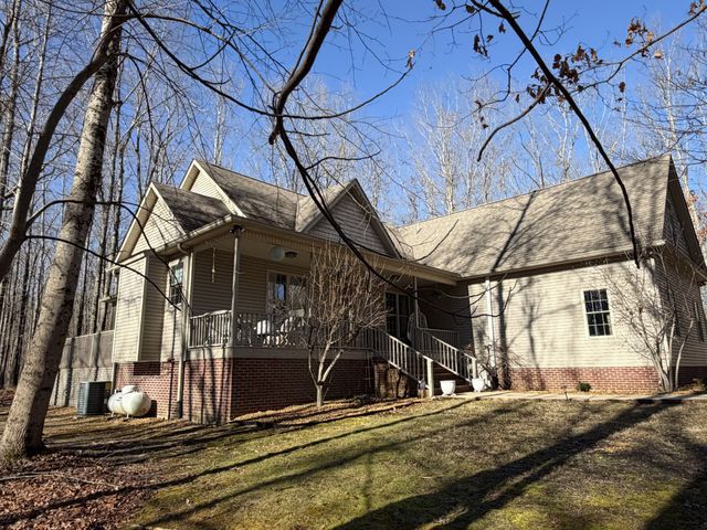 1629 Clifftops Ave, Monteagle, TN 37356