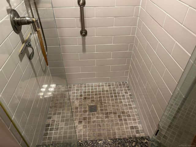 37848 Jefferson Avenue 33, Harrison Twp, MI 48045