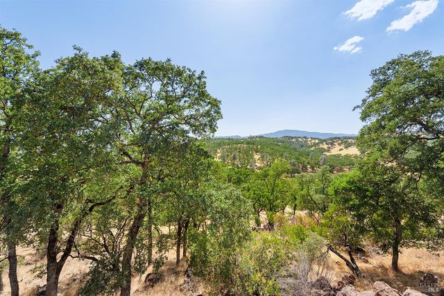 18197 N Shore Dr, Hidden Valley Lake, CA 95467