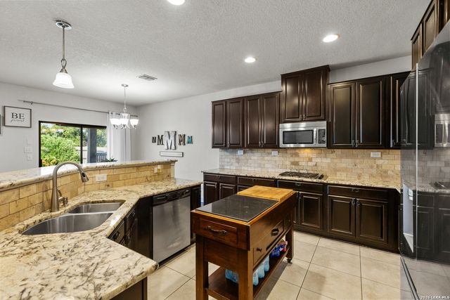 109 Brown Hawk, Boerne, TX 78006