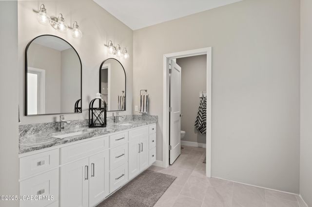 1153 CHOCTAW RIDGE DRIVE, Holts Summit, MO 65043