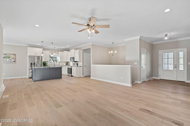 1153 CHOCTAW RIDGE DRIVE, Holts Summit, MO 65043