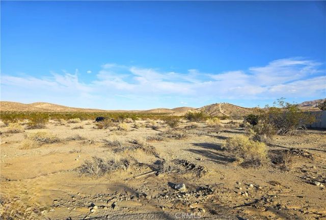 7024 Broad, 29 Palms, CA 92277