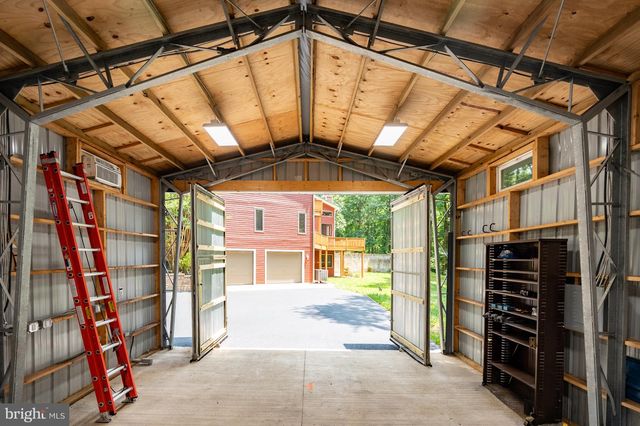16001 CROOM AIRPORT RD, Upper Marlboro, MD 20772