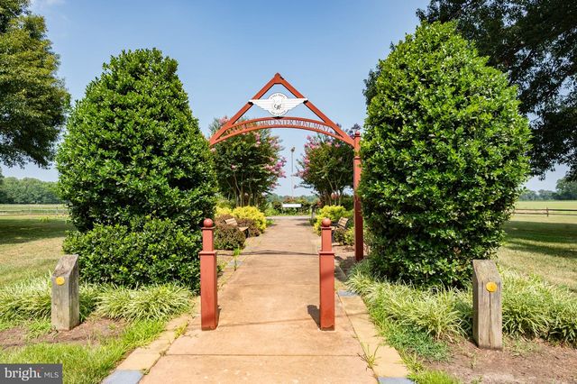 16001 CROOM AIRPORT RD, Upper Marlboro, MD 20772