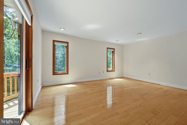 16001 CROOM AIRPORT RD, Upper Marlboro, MD 20772