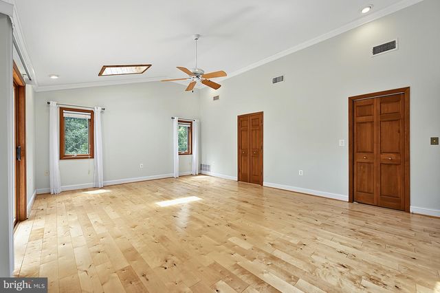 16001 CROOM AIRPORT RD, Upper Marlboro, MD 20772