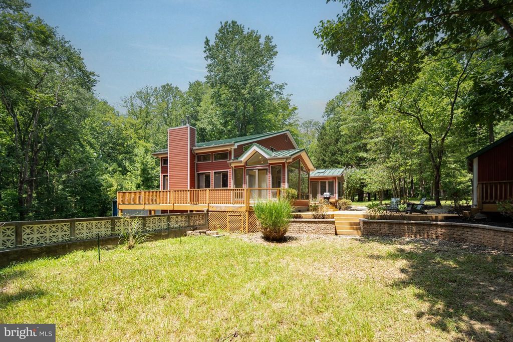16001 CROOM AIRPORT RD, Upper Marlboro, MD 20772