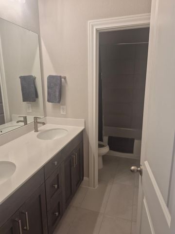809 Coronado Terrace Ln, Katy, TX 77493