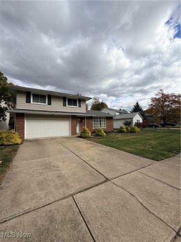 2111 Aberdeen Drive, Euclid, OH 44143