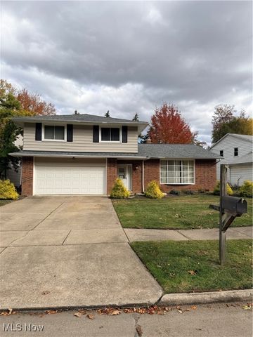 2111 Aberdeen Drive, Euclid, OH 44143