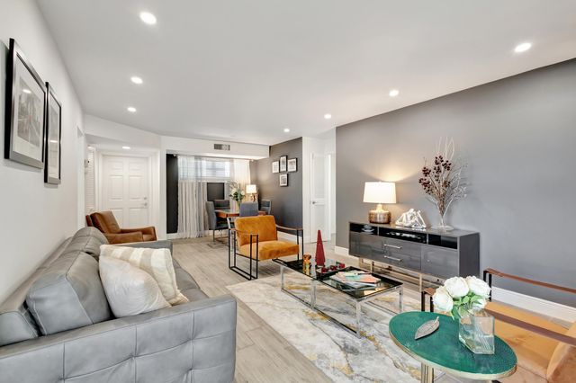 14 Colonial Club Drive 305, Boynton Beach, FL 33435