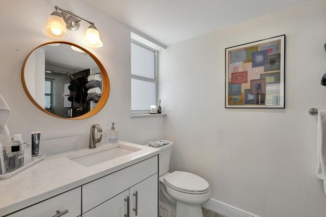 14 Colonial Club Drive 305, Boynton Beach, FL 33435