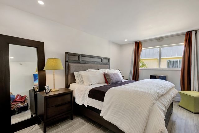 14 Colonial Club Drive 305, Boynton Beach, FL 33435