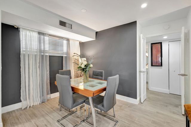 14 Colonial Club Drive 305, Boynton Beach, FL 33435