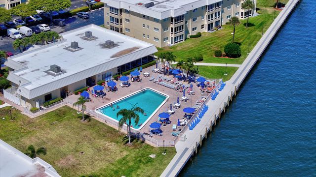 14 Colonial Club Drive 305, Boynton Beach, FL 33435