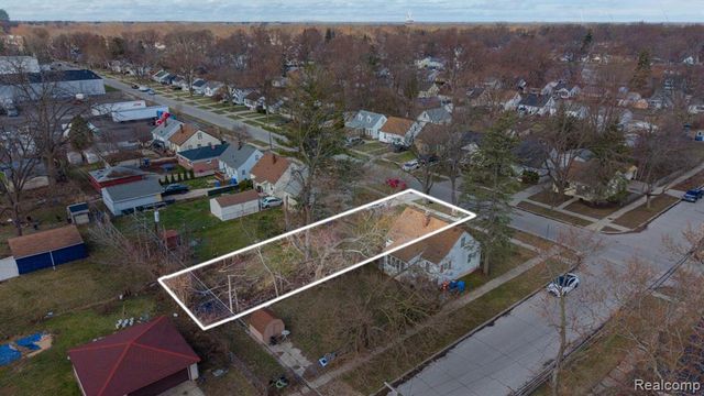 26115 Powers Avenue, Dearborn Heights, MI 48125
