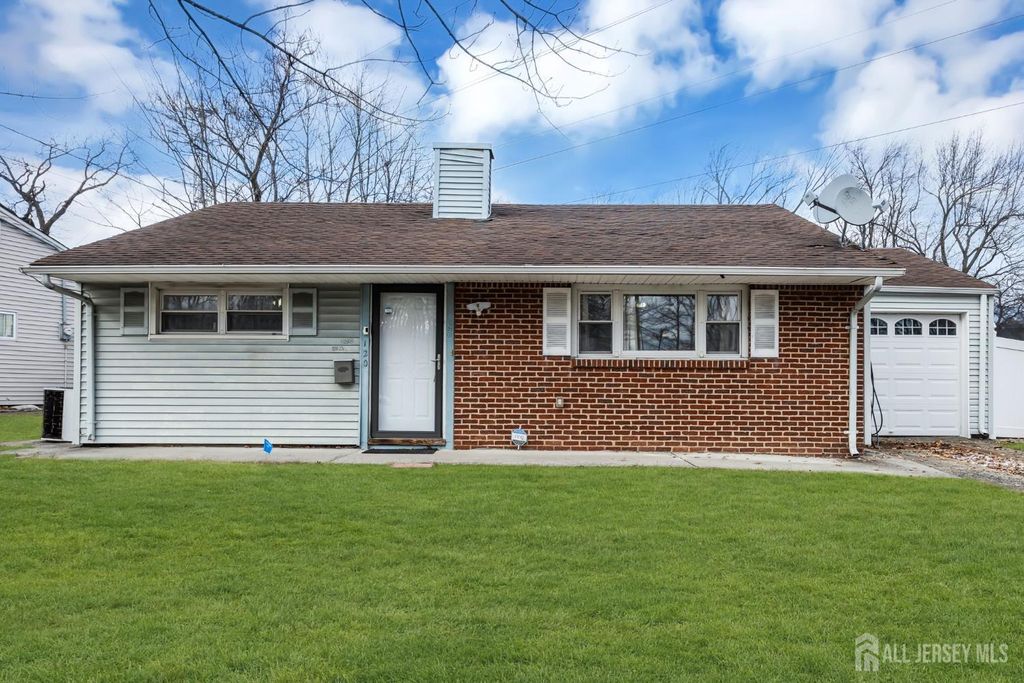 120 Winthrop Road, Edison, NJ 08817