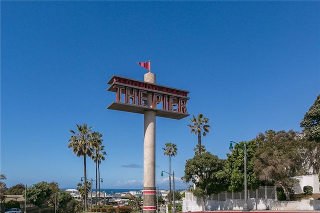 665 The Village, Redondo Beach, CA 90277