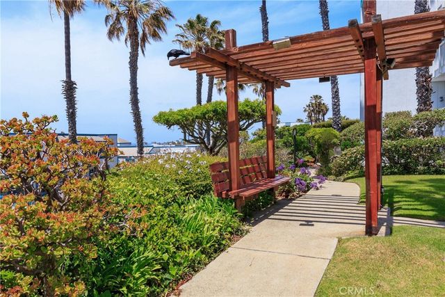 665 The Village, Redondo Beach, CA 90277
