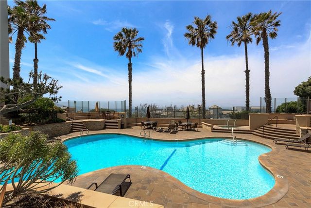 665 The Village, Redondo Beach, CA 90277