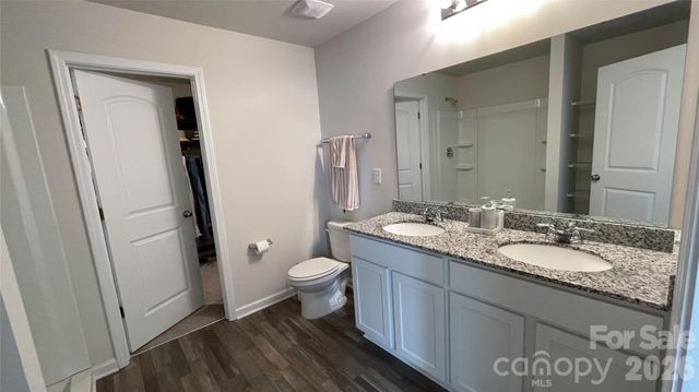 1563 Catskill Way, Newton, NC 28658