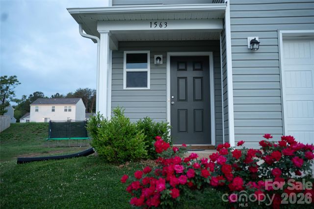 1563 Catskill Way, Newton, NC 28658