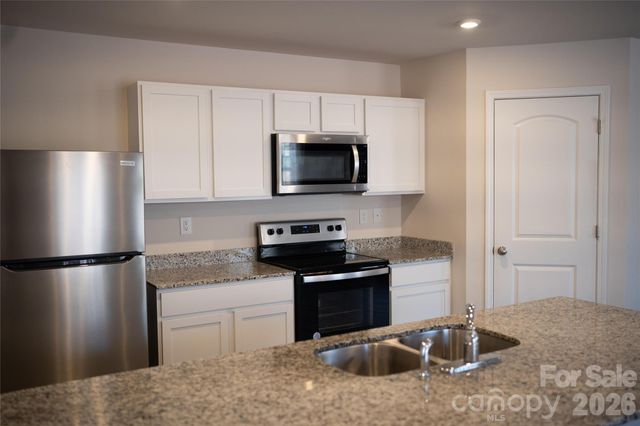 1563 Catskill Way, Newton, NC 28658