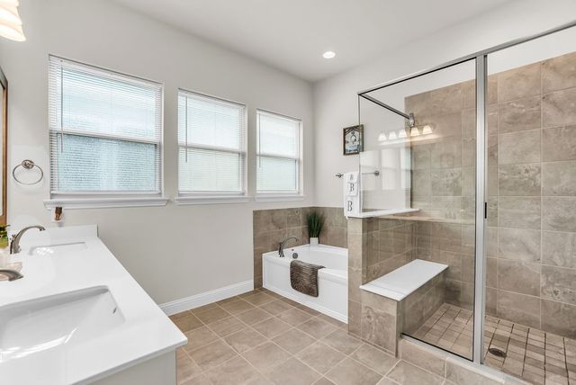 3816 Lochwood Drive, Rowlett, TX 75088