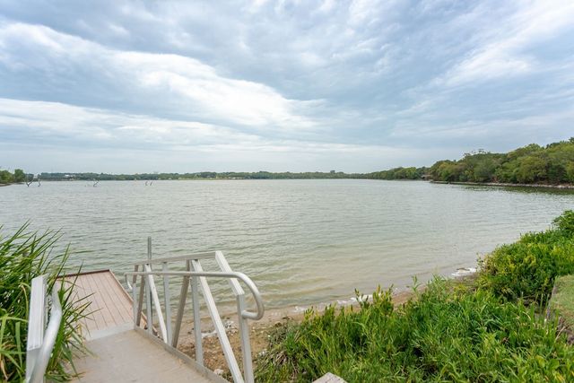 3816 Lochwood Drive, Rowlett, TX 75088
