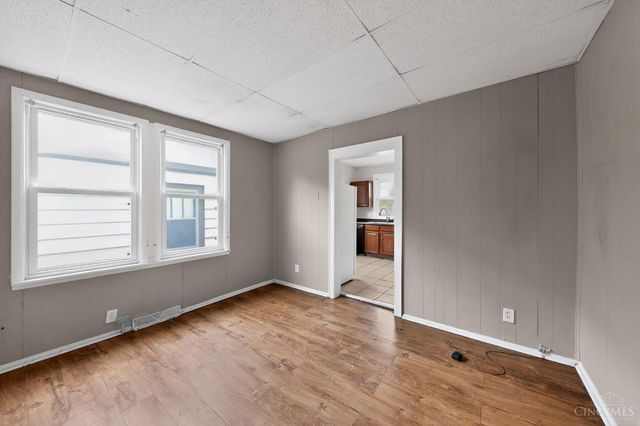 395 Purcell Avenue, Cincinnati, OH 45205