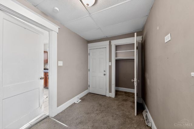 395 Purcell Avenue, Cincinnati, OH 45205