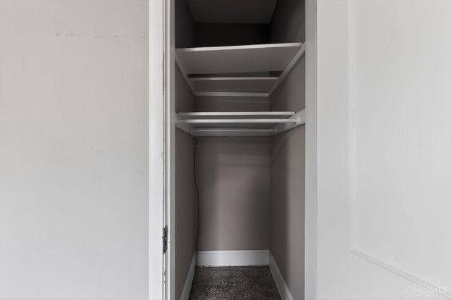 395 Purcell Avenue, Cincinnati, OH 45205