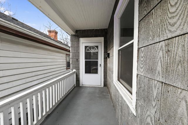 395 Purcell Avenue, Cincinnati, OH 45205