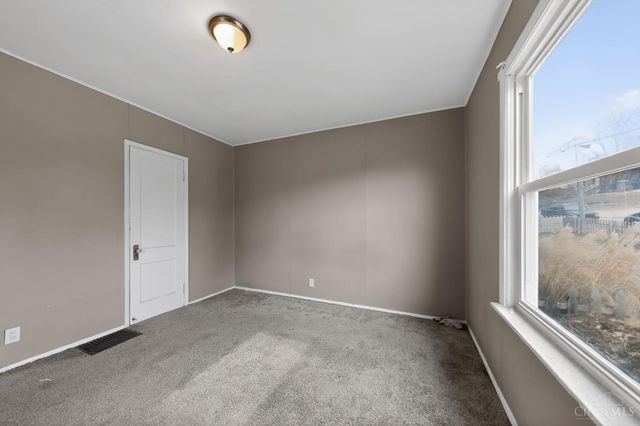 395 Purcell Avenue, Cincinnati, OH 45205