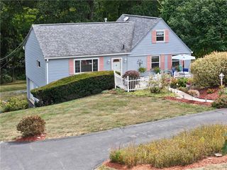 2745 Bethel Church Rd, Bethel Park, PA 15102