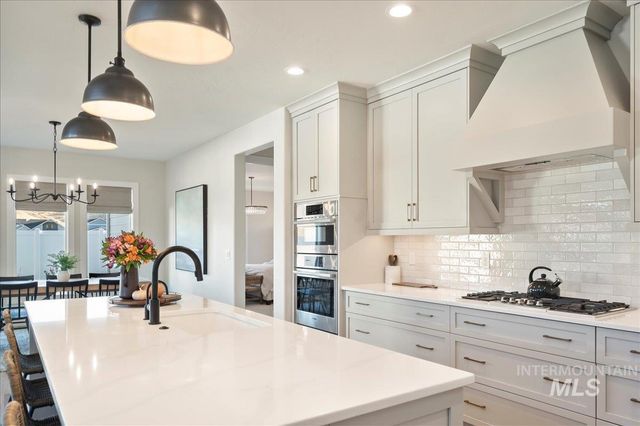 14050 N Rainy Place, Boise, ID 83714