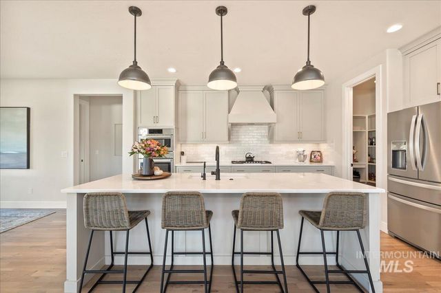 14050 N Rainy Place, Boise, ID 83714