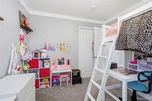 18004 Holland Avenue, Eastpointe, MI 48021
