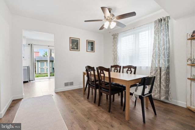 83 DEWSBURY LN, Quakertown, PA 18951