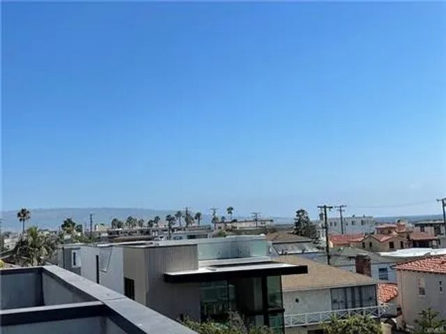75 18th, Hermosa Beach, CA 90254
