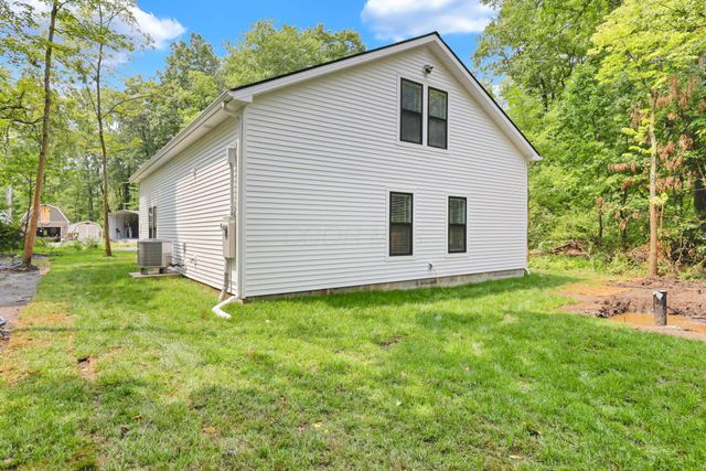 13464 Forest Road NE, Thornville, OH 43076
