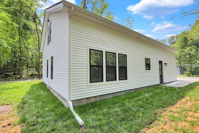 13464 Forest Road NE, Thornville, OH 43076