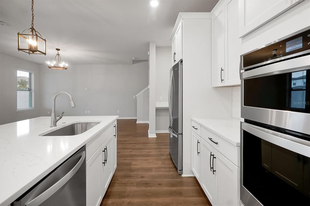 Image 12 of property listing at 9872 AUREA MOSS LANE, Orlando, FL 32832