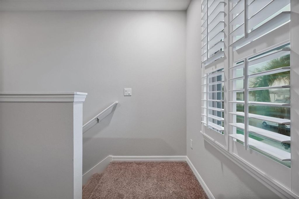 Image 14 of property listing at 9872 AUREA MOSS LANE, Orlando, FL 32832