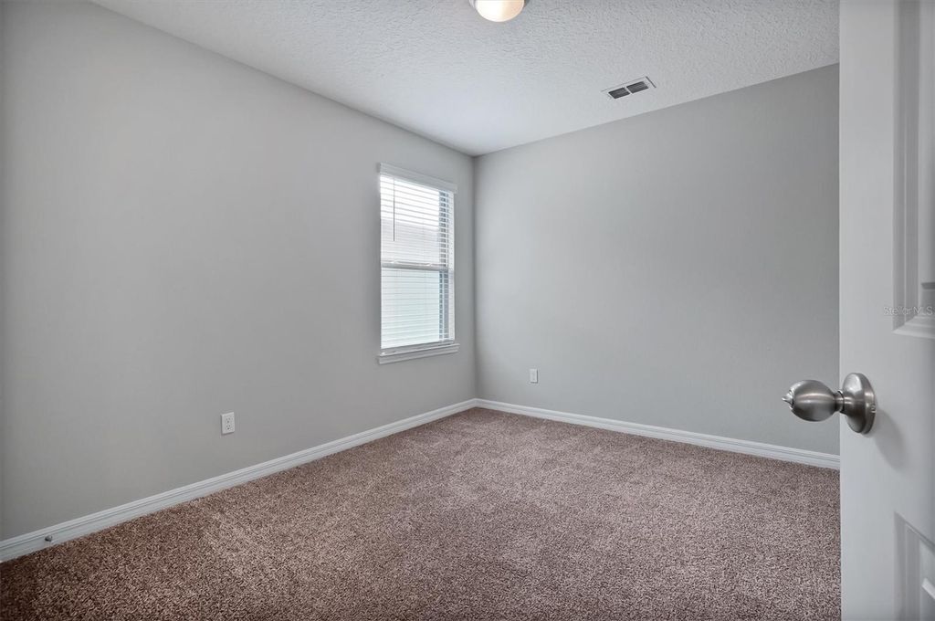 Image 24 of property listing at 9872 AUREA MOSS LANE, Orlando, FL 32832