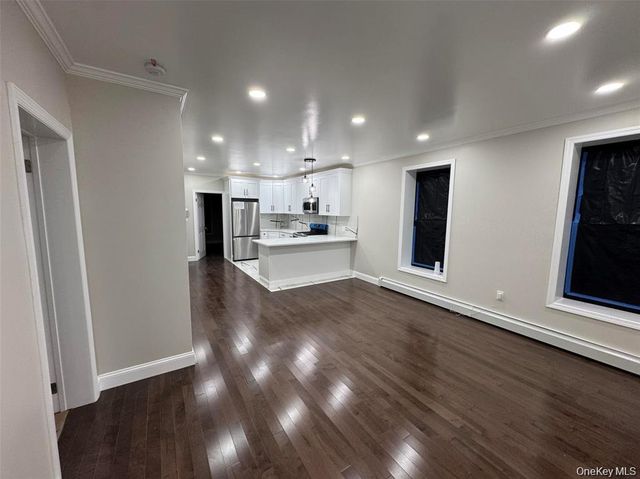 14944 20th Avenue, Whitestone, NY 11357