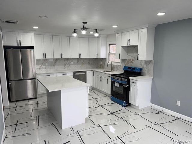 14944 20th Avenue, Whitestone, NY 11357